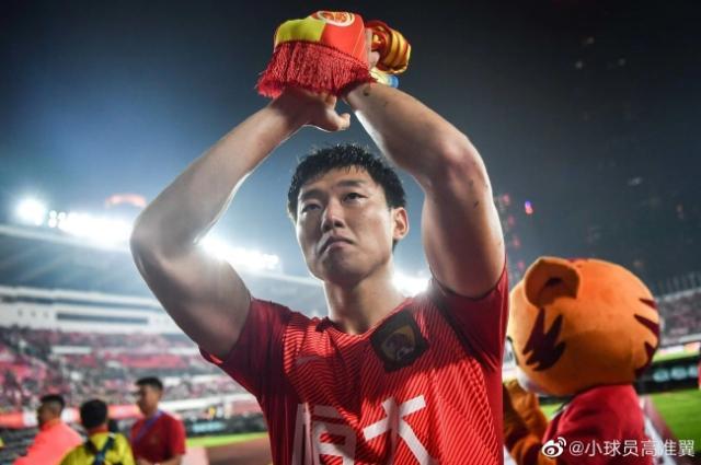 ac米兰-高准翼告别：回忆满满永藏心中 感谢广州感谢球迷